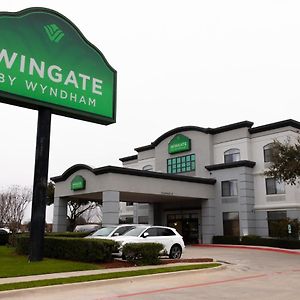 Wingate By Wyndham - Dfw North Hotel Dallas Exterior photo